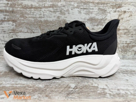 Hoka Arahi 8 Black/White