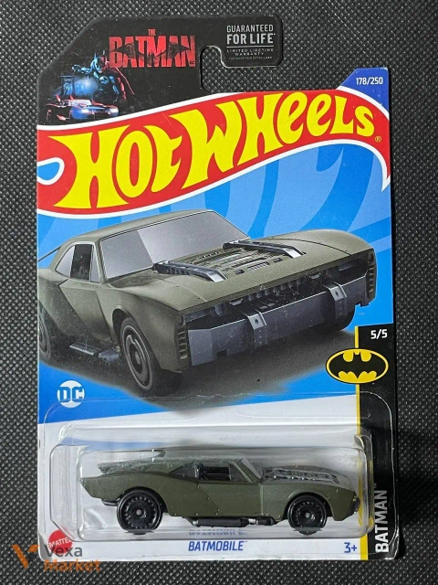 Hot Wheels Batmobile