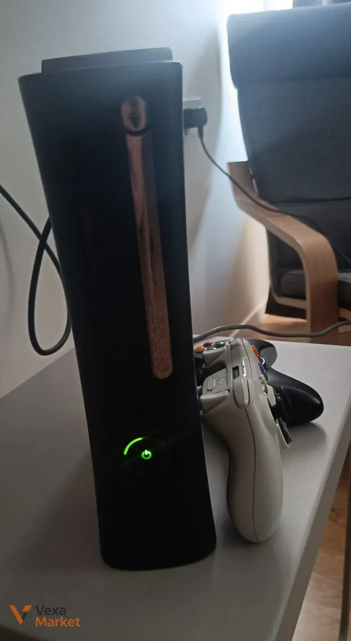 Игровая приставка Xbox 360 Elite 500 Gb RGH + Aurora — фото 2