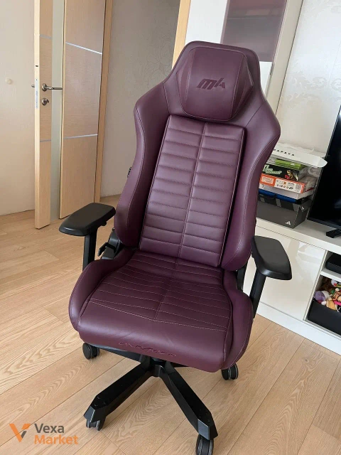 Ігрове крісло DXRacer Master