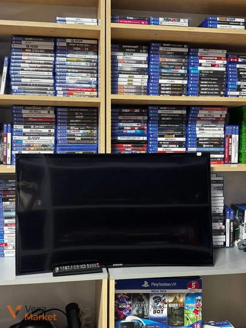Ігровий набір PlayStation 5 з монітором Samsung 32" Curved Gaming — фото 4