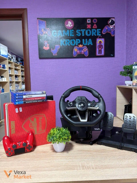 Игровой руль с педалями