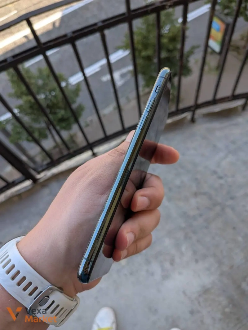 iPhone 11 Pro Max 64 GB Neverlock — фото 4