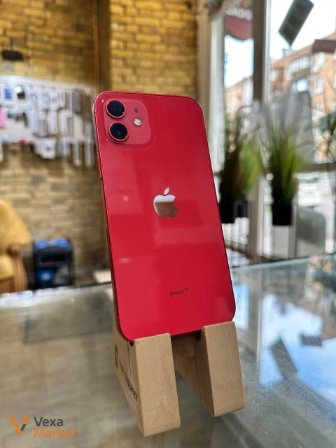 iPhone 12 128GB Red
