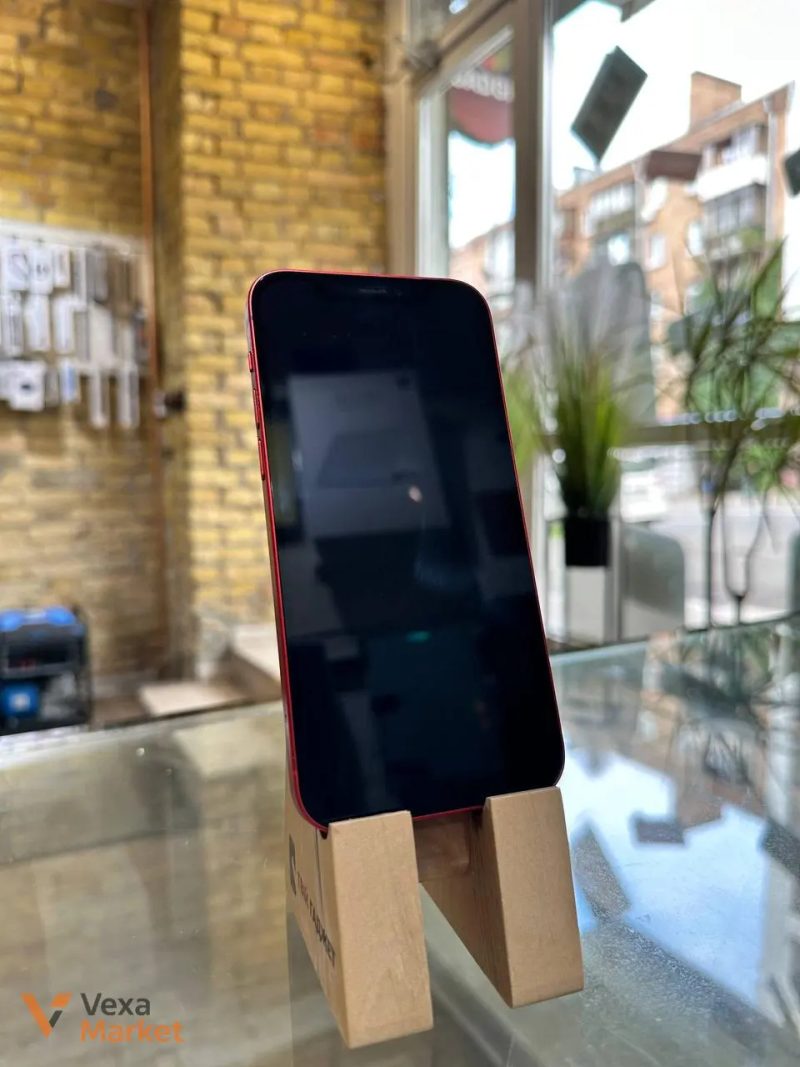 iPhone 12 128GB Red — фото 2