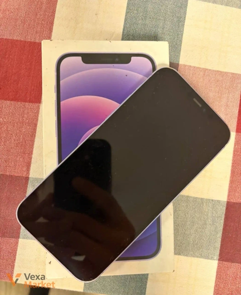 iPhone 12