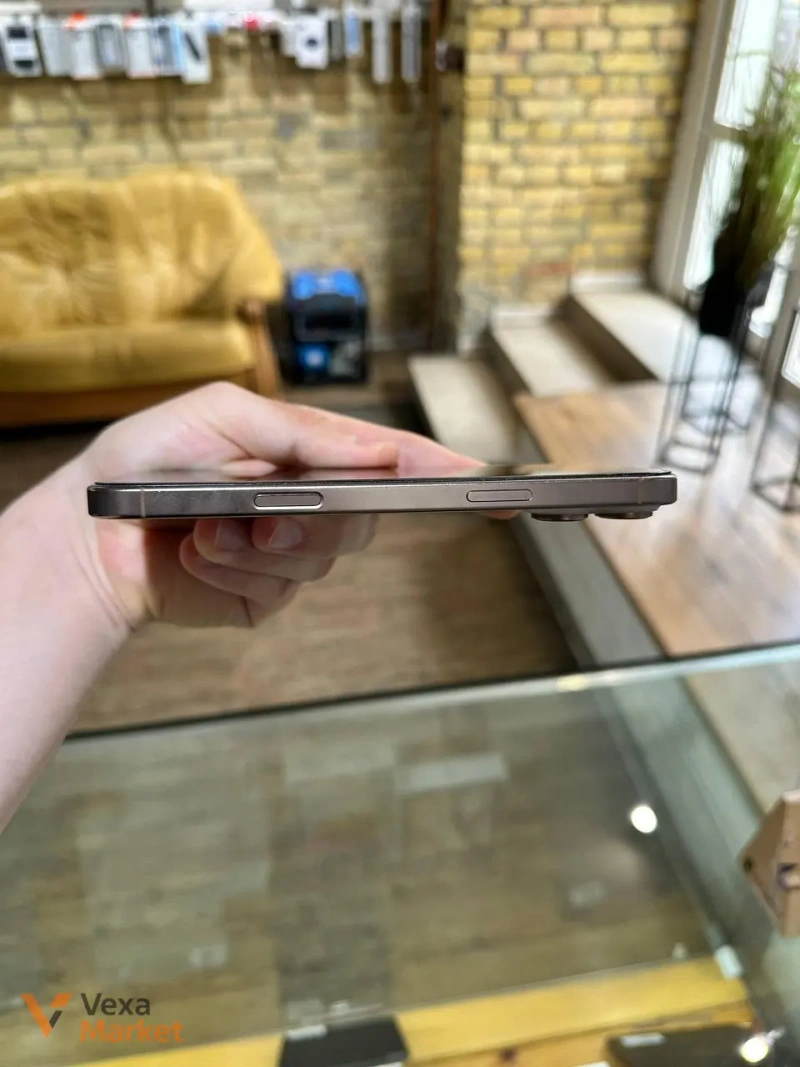 iPhone 16 Pro Max 256GB Desert Titan — фото 5