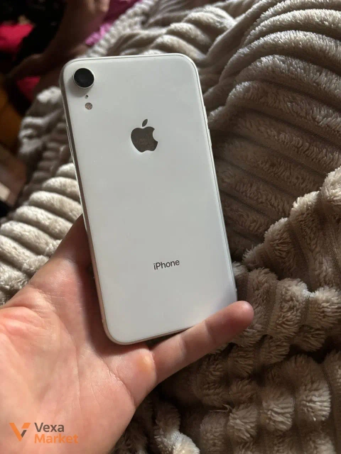 iPhone XR 128GB White