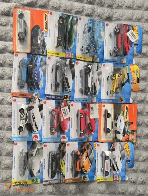 Колекційні машинки Hot Wheels та Matchbox