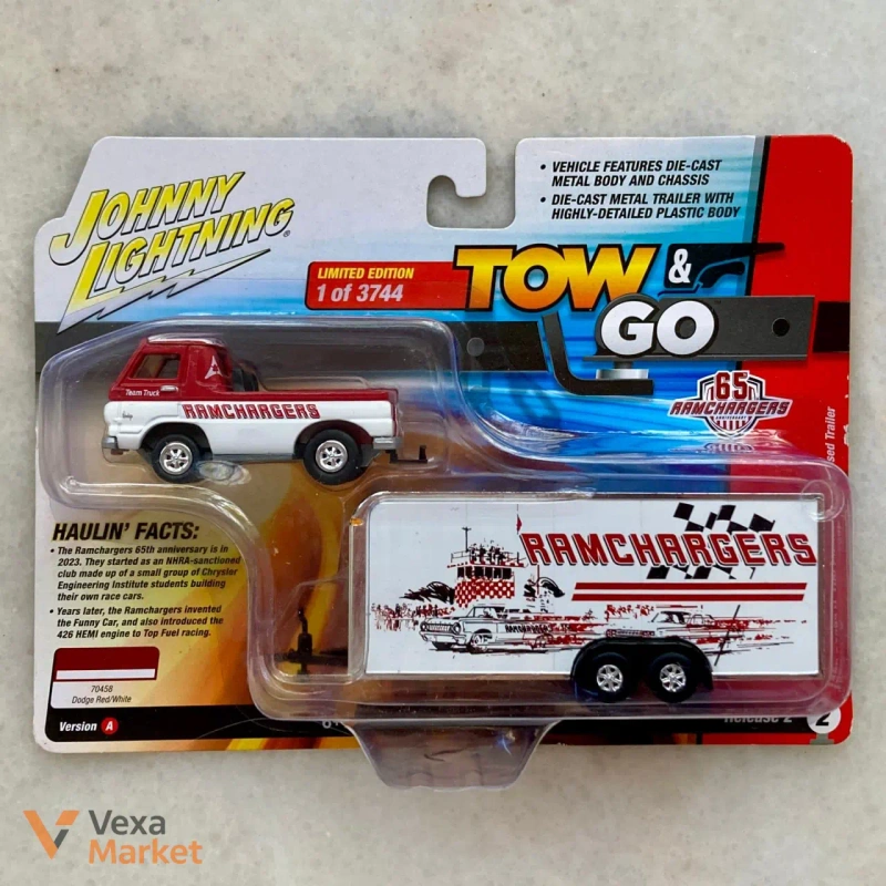 Колекційні моделі автомобілів Johnny Lightning — фото 3
