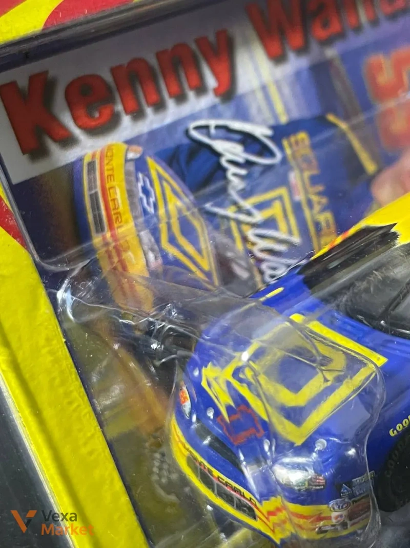 Коллекционная модель 1:64 Chevy Monte Carlo #55 Kenny Wallace 1999 — фото 2
