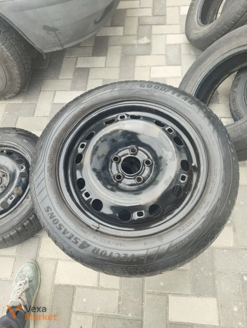 Комплект шин та дисків R15 5*98
