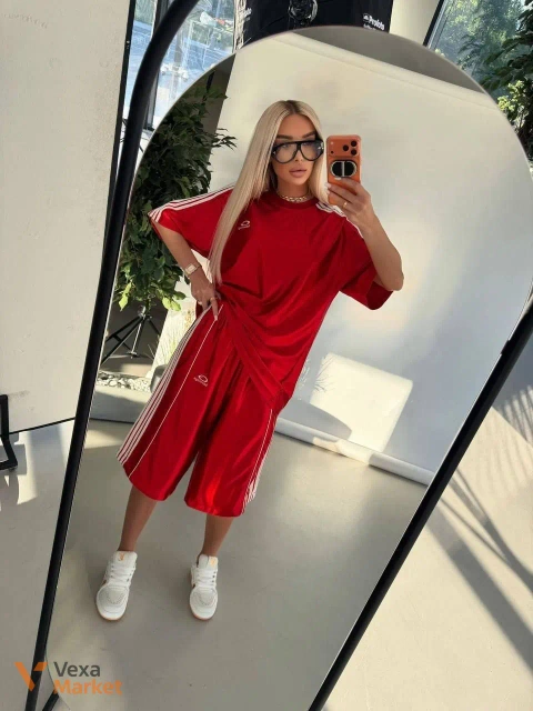 Костюм Balenciaga футболка и бермуды атлас SML