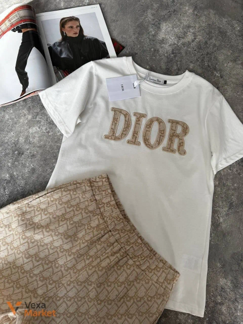 Костюм Dior жіночий білий з шортами