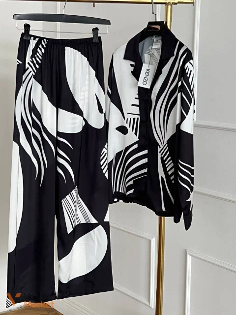 Костюм KENZO из сатина