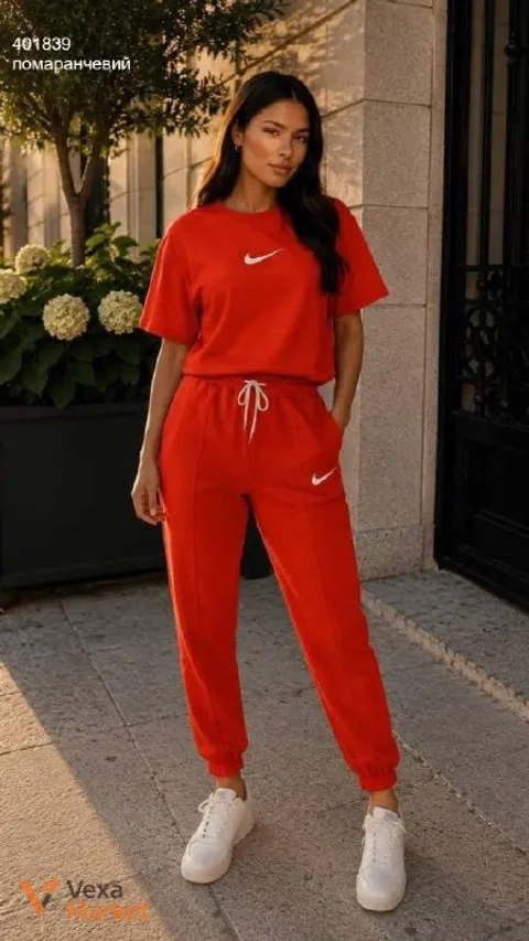Костюм жіночий Nike трикотажний