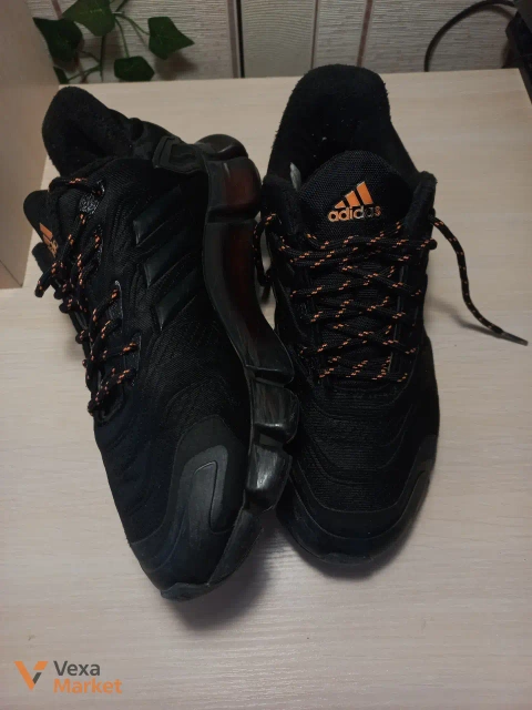 Кросівки Adidas осінь/зима, розмір 38