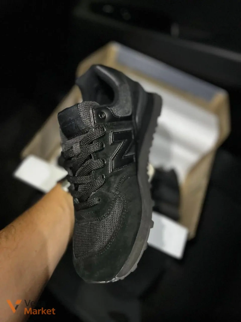 Кросівки чоловічі New Balance 574 All Black — фото 5
