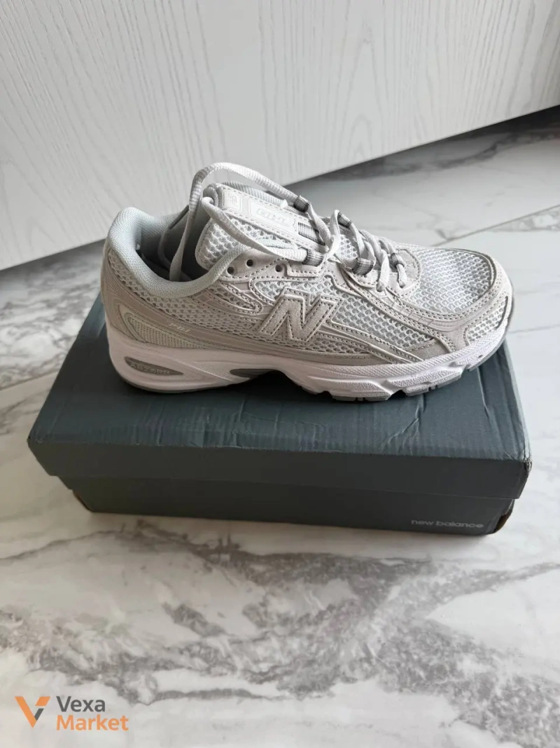 Кросівки New Balance 740 р. 39.5 — фото 4