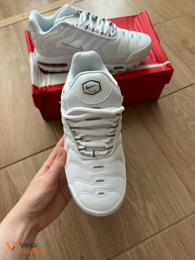 Кросівки Nike Air Max TN білі, розмір 36 — фото 2