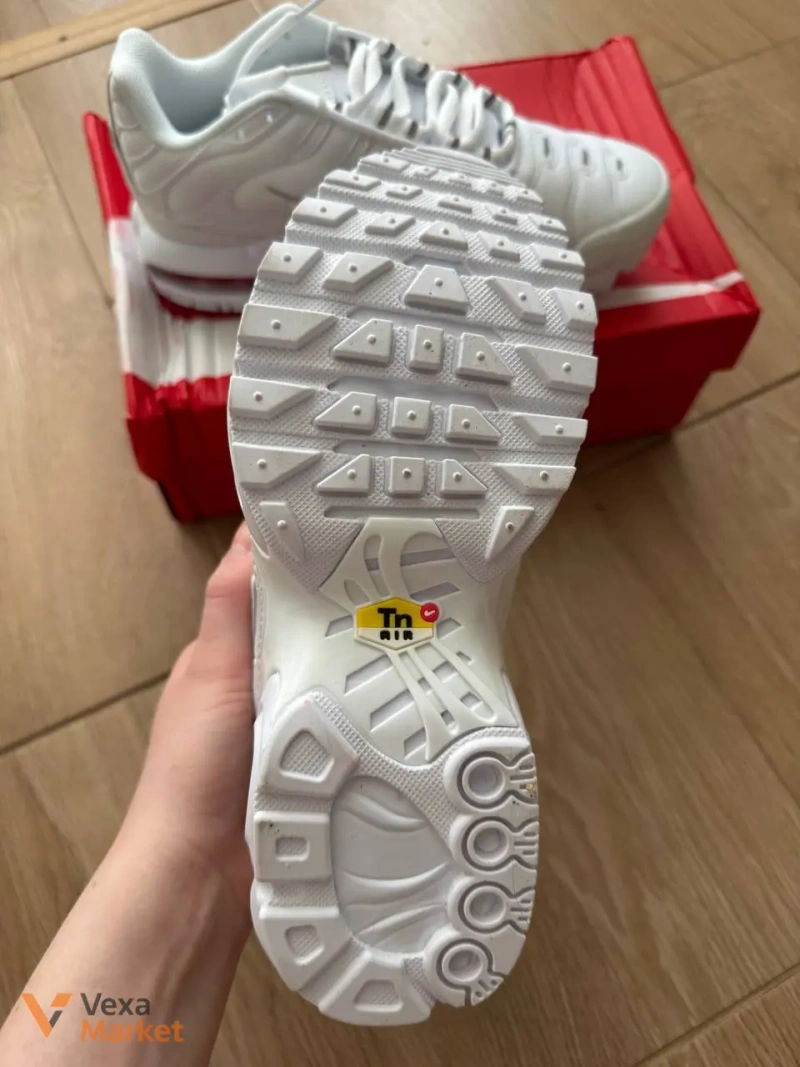Кросівки Nike Air Max TN білі, розмір 36 — фото 3