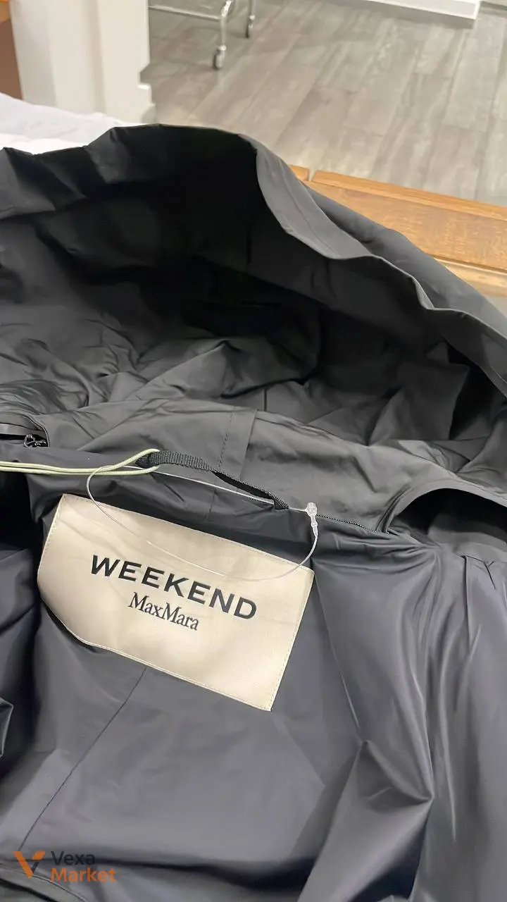 Куртка MaxMara Weekend оверсайз з водовідштовхувального полотна — фото 3