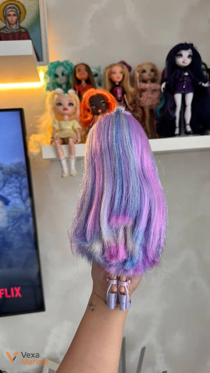Лялька Rainbow High з довгим фіолетово-блакитним волоссям — фото 3