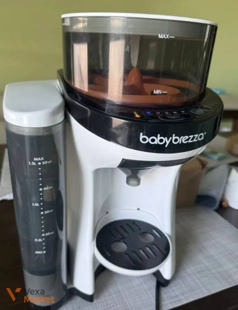 Машинка для приготування дитячої суміші Baby Brezza