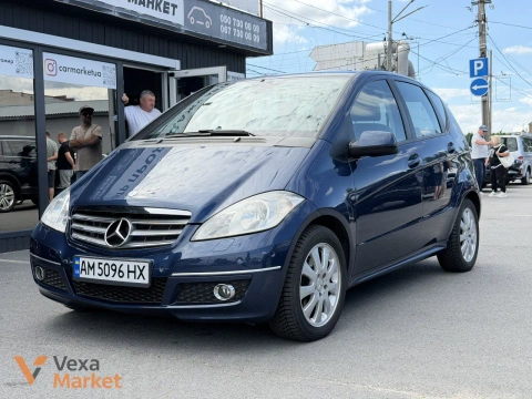 Mercedes-Benz A-Class W169 (FL) 2009 Бензин 1.7 л Варіатор Передній Синій