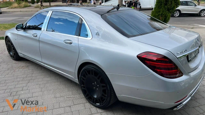 Mercedes-Benz Maybach S560 4.0 бензин автомат повний привід — фото 2