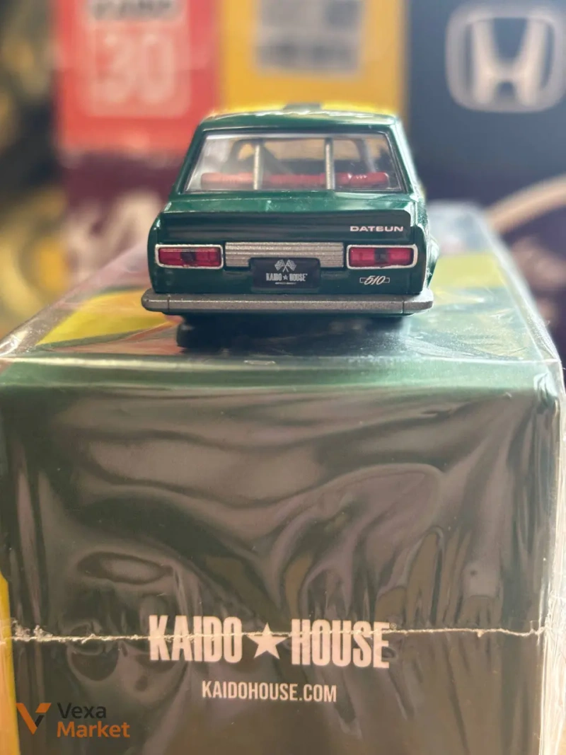 Модель машинки Kaido House x Mini GT Datsun Street Racing 510 V2 — фото 4