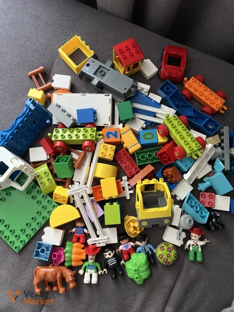 Набір LEGO Ферма та Поліція