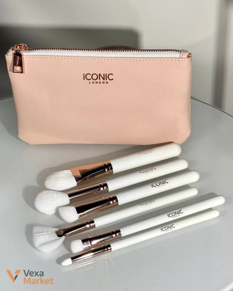 Набір пензлів Iconic London Glow Brush Set у косметичці