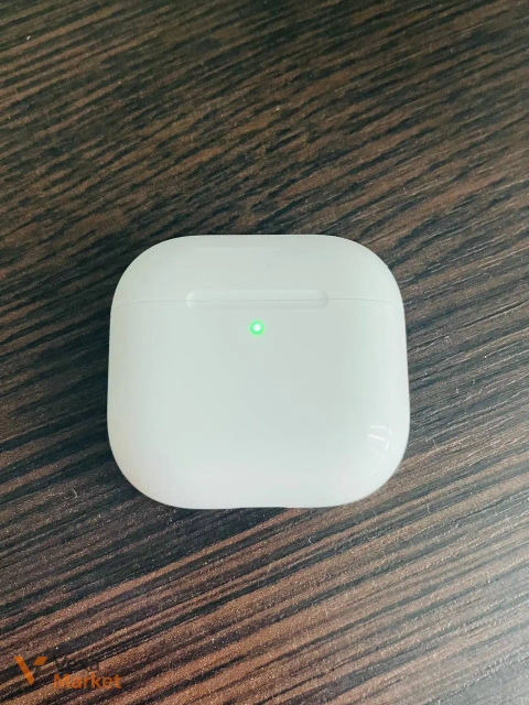 Навушники Apple AirPods 4