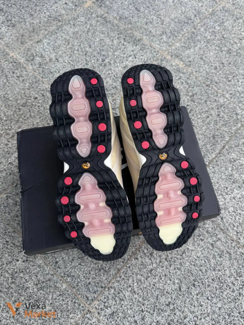 Nike Air Max Dn 8 Coconut Milk кроссовки мужские 44.5 — фото 4