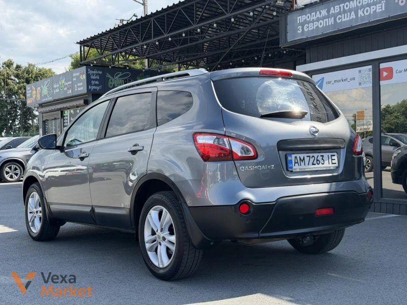 Nissan Qashqai+2 2011 Бензин 2.0 л. Ручна / Механіка Передній Сірий — фото 4