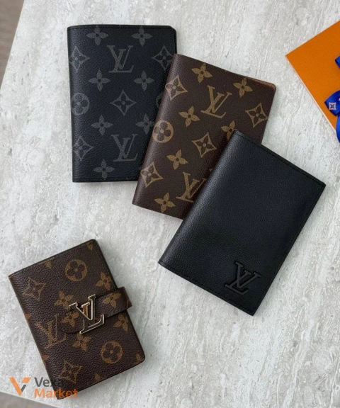 Обкладинка на паспорт Louis Vuitton