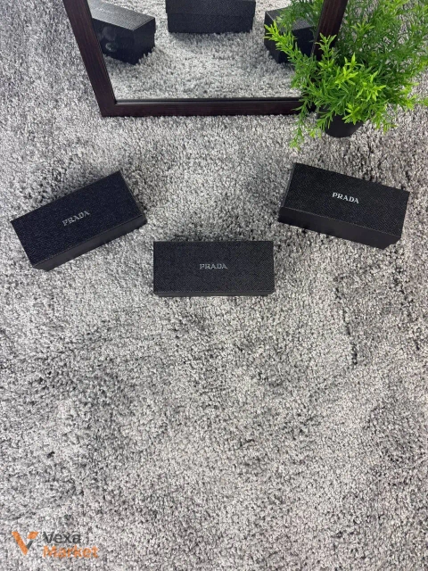 Окуляри Prada