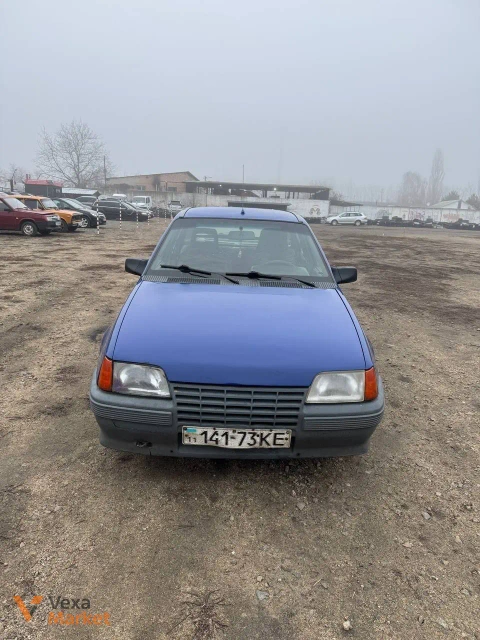 Opel Kadett 1.4 Бензин