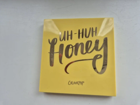Палетка тіней Colourpop Uh-Huh Honey