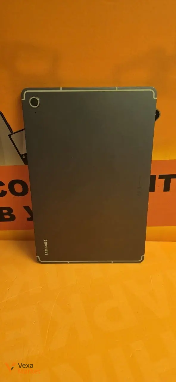 Планшет Samsung Tab S10 FE 8/128GB — фото 3