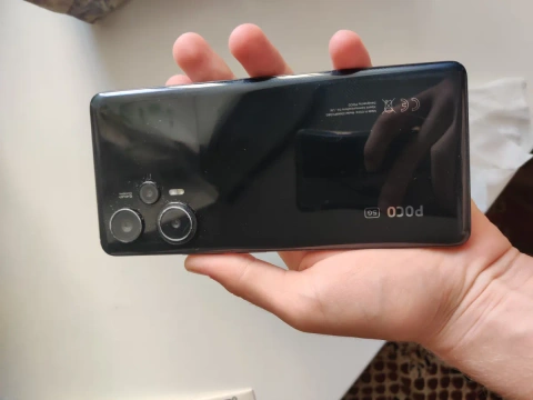 Poco F5 на деталі згоріла материнська плата