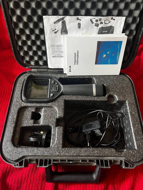 Пофесійний будівельний тепловізор FLIR E4(оригінал)
