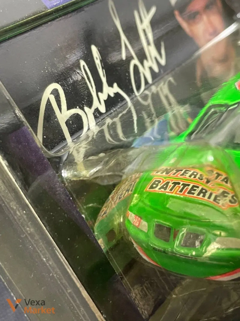 1997 Pontiac Grand Prix #18 Bobby Labonte Interstate Batteries Limited Edition 1:64 — фото 2