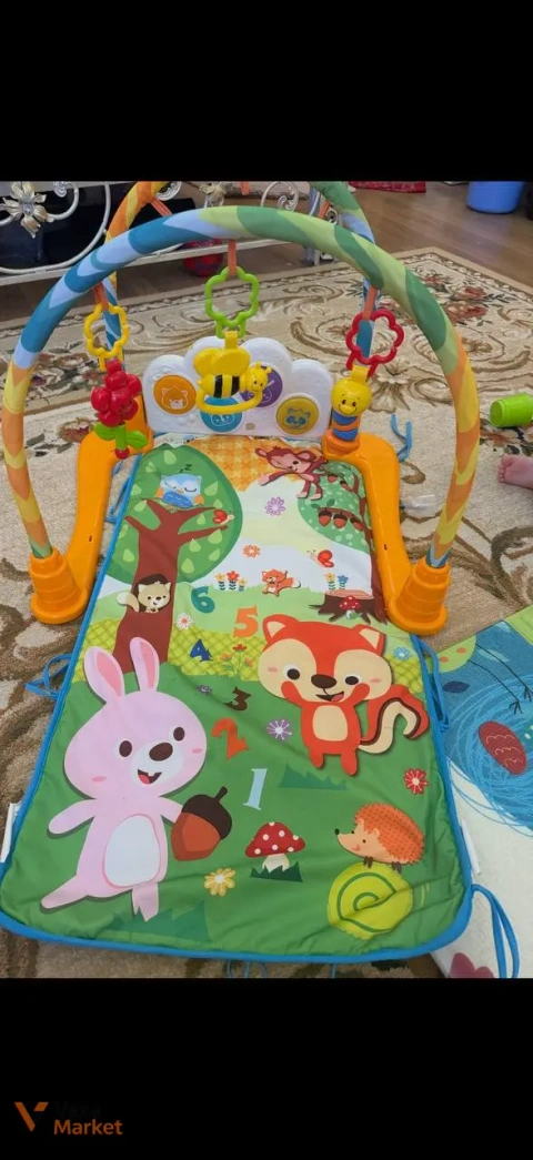 Развивающий коврик WinFun Grow-with-Me Convertible Activity Gym