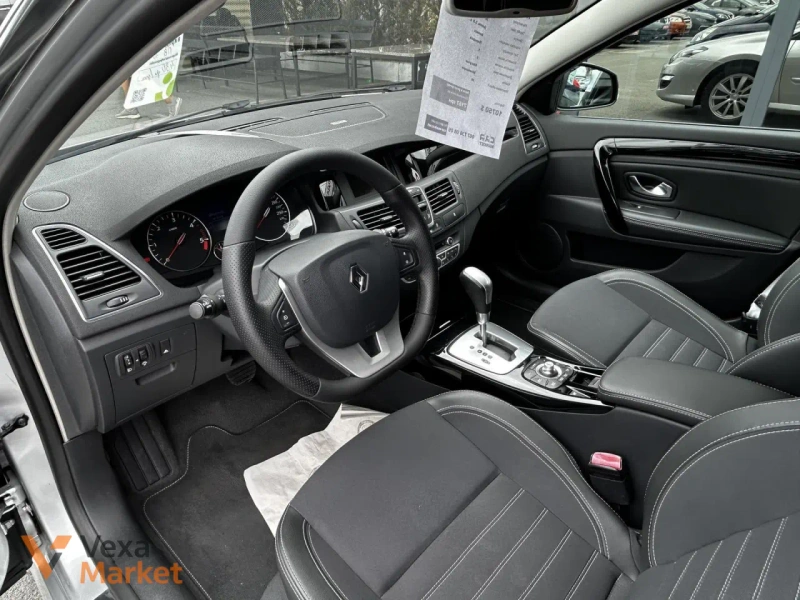Renault Laguna 2011 Автомат Дизель 2.0 л Сірий — фото 5