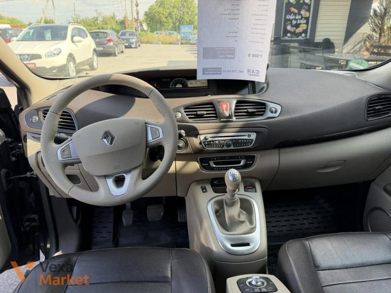 Renault Scenic 2011 Бензин 1.4 л. Ручна / Механіка Сірий — фото 6