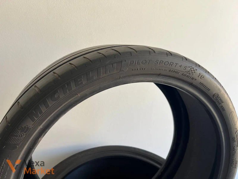 Шины Michelin Pilot Sport 4S 235/35 R20 — фото 2