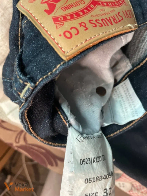 Штаны Levi Strauss & Co.