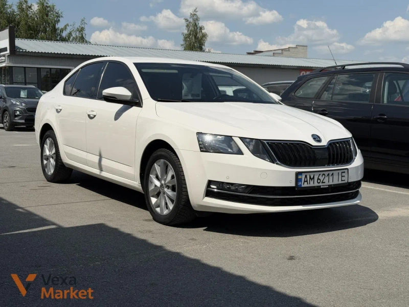 Skoda Octavia 2019 Білий Дизель 2.0л Автомат — фото 2